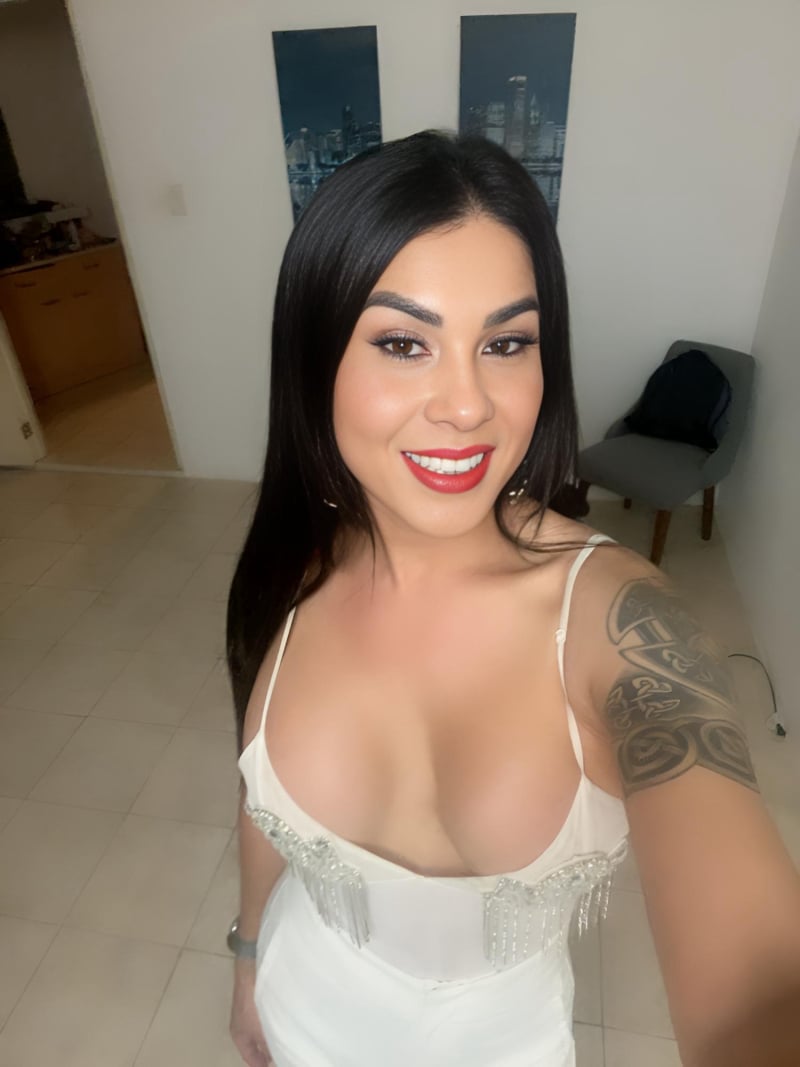 Victoria-Trans-TS-Escort-Aruba